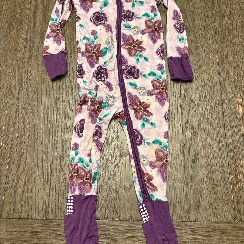 Baby girl size 2t bamboo purple flower sleeper